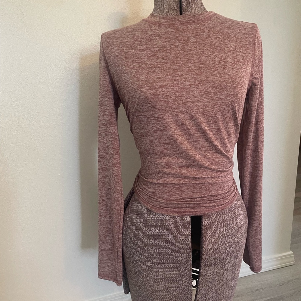 Fabletics Core Long Sleeve Underscrub Heathered Moonlight Muave, Small